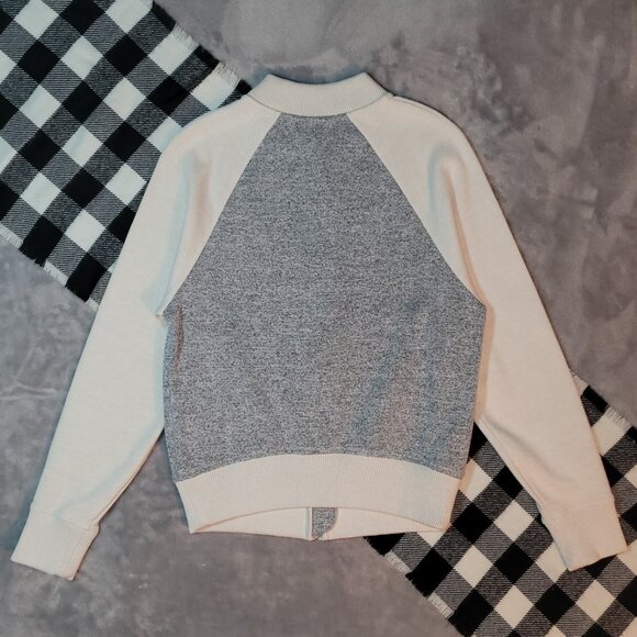 Women's Gray and Cream Jacket - Picture 2 of 4